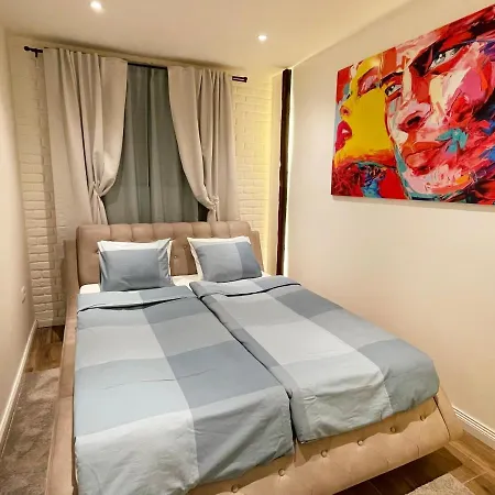 Apartment Colorway *