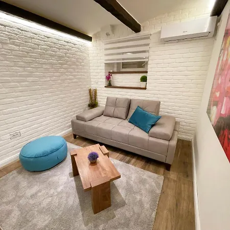 Colorway Apartment Belgrade